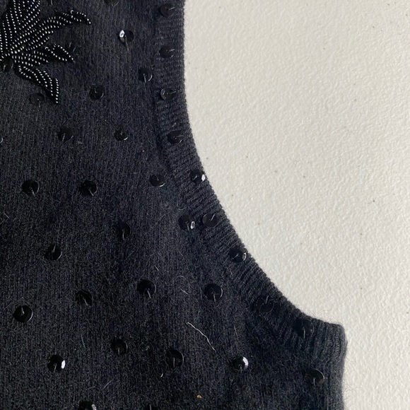 Vintage 1960’s Beaded Sequin Sweater Black Sleeveless Lambswool - Picture 8 of 8